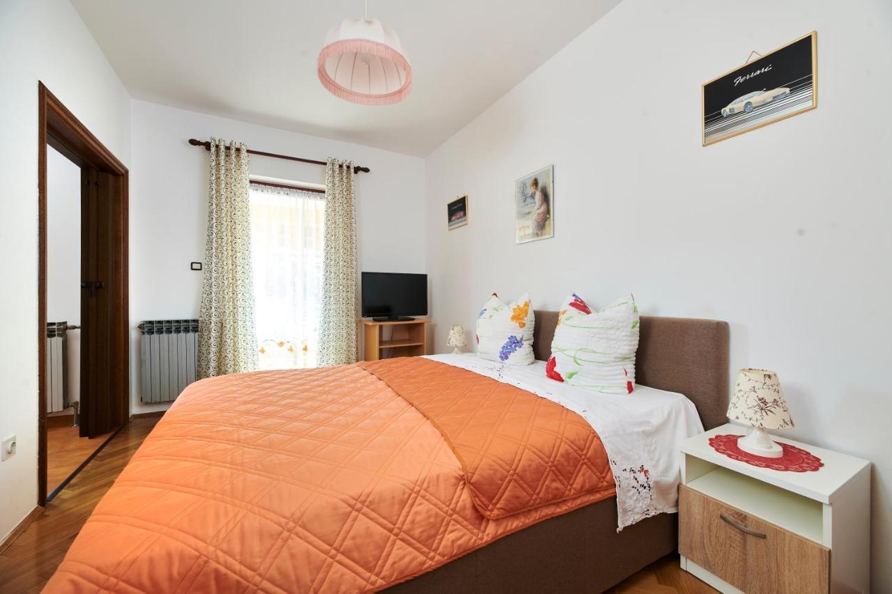Haus Ana Apartman Poreč Kültér fotó