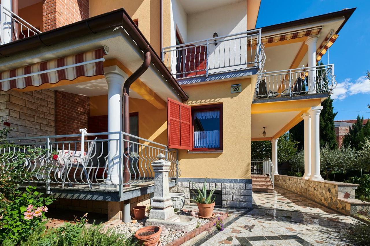 Haus Ana Apartman Poreč Kültér fotó